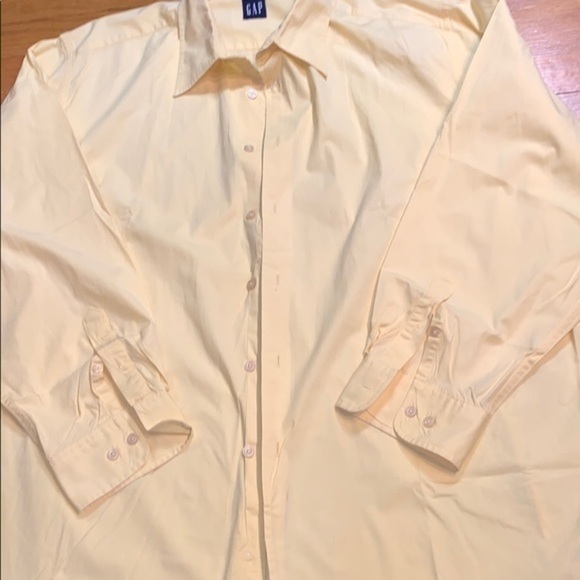 GAP button down - Picture 2 of 6